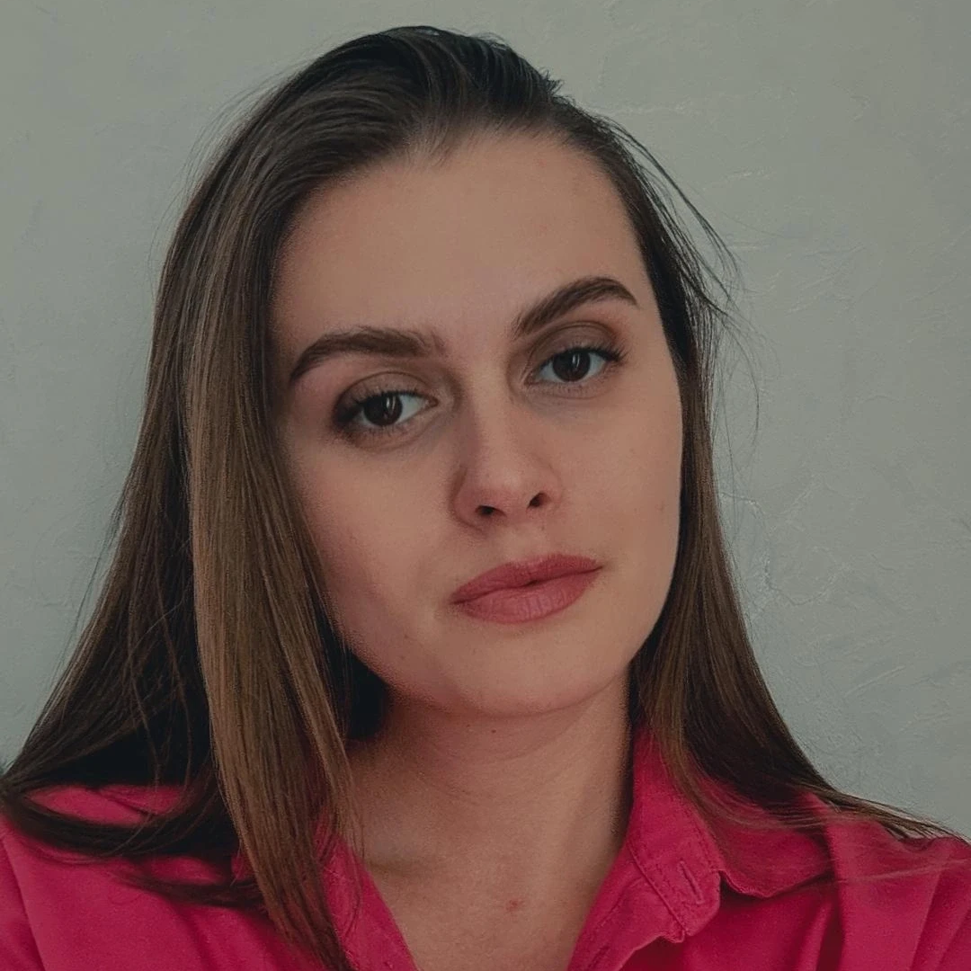 Попова Ирина